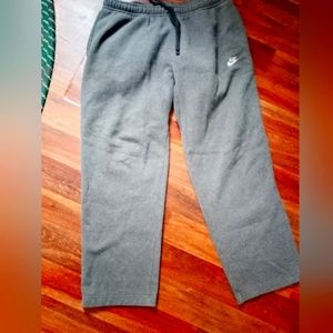 Men's NIKE SWEATS
